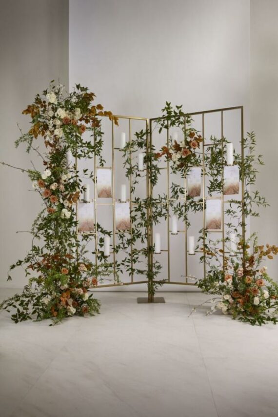 Mondrian Stand