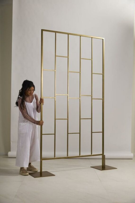 Mondrian Stand