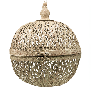 Metal Ball Candle Holder